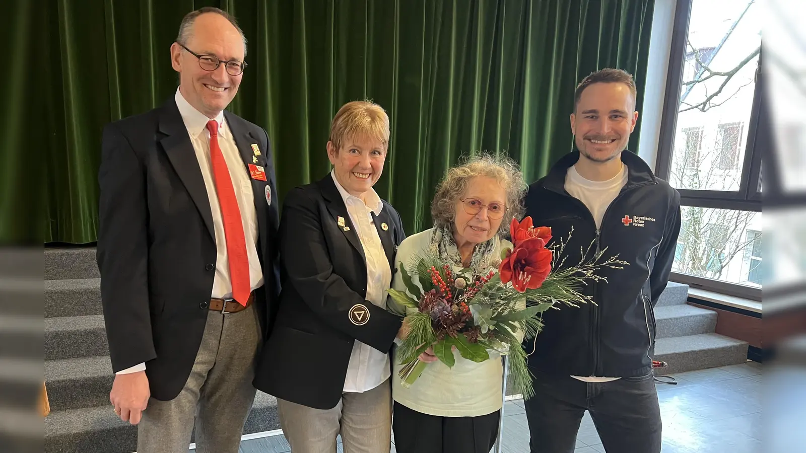 Gertraud Spadernas Abschied mit Bernhard Seidenath, Angelika Gumowski und Max Frisch (rechts). (Foto: BRK)