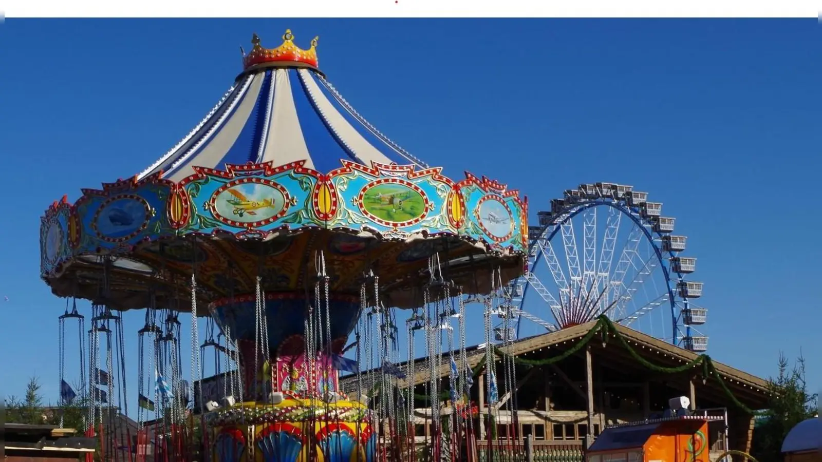 Wer auf den Oktoberfest sogenannte Scherzfotos gemacht hat, ist eingeladen sie an das Stadtmuseum zu senden. Sie sollen im Museumszelt auf der Oidn Wiesn 2025 ausgestellt werden. (Symbolbild: Beatrix Köber)