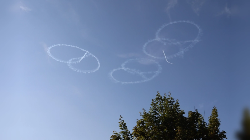 Typische Oktoberfestmotive gab es sogar schon am Himmel zu sehen: 2023 während des Festes. (Symbolbild: bas)