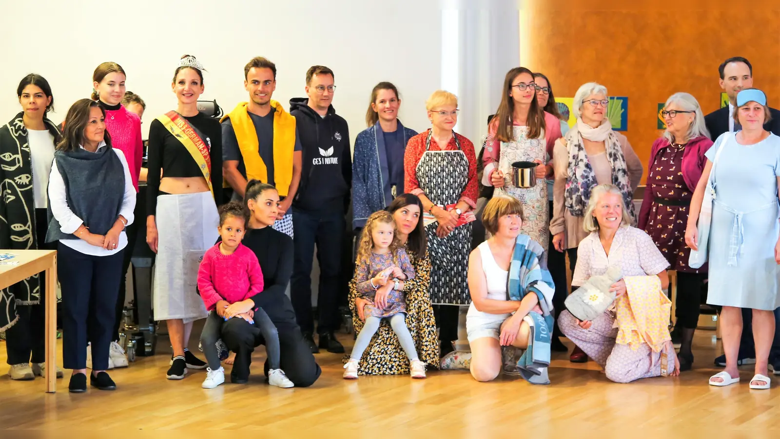 Neu oder Second Hand - &quot;faire&quot; Mode fand großen Zuspruch bei der Modenschau in Dr. Jakob. (Foto: Stadt Dachau)