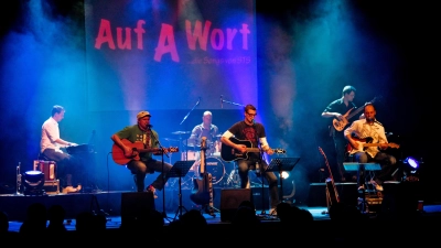 Die Band „Auf A Wort“ will die Musik der steirischen Kult-Band STS möglichst authentisch spielen.  (Foto: Robert Ertl)