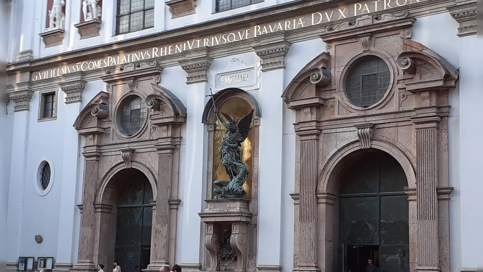 Die Kirche St. Michael in der Neuhauserstraße wurde im Zweiten Weltkrieg zerstört. Daran erinnert ein Gottesdienst am Freitag, 22. November.  (Foto: mha)